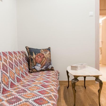Quality Home In Атина Екстериор снимка