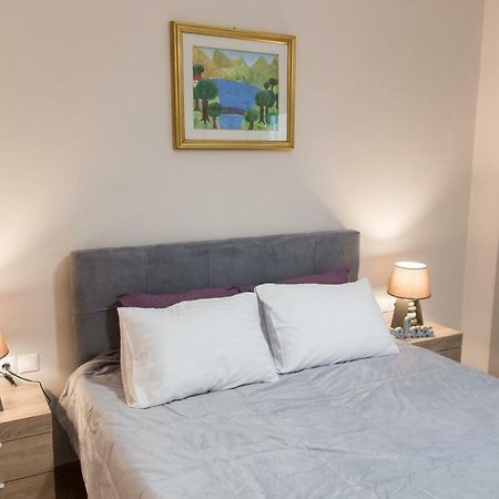 Quality Home In Атина Екстериор снимка